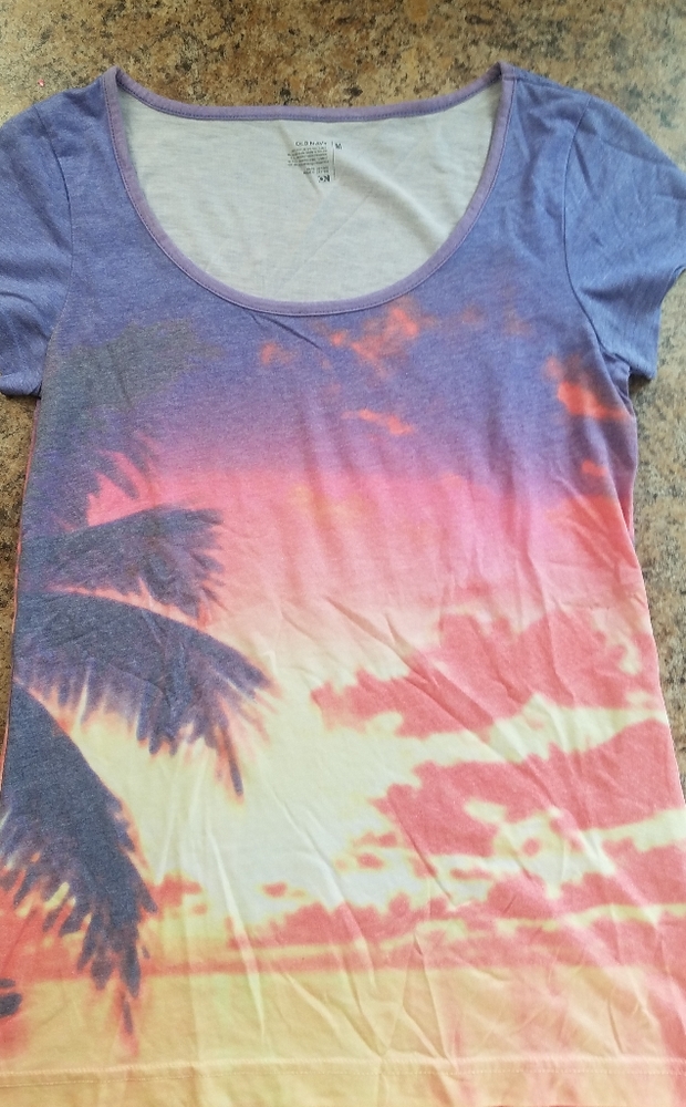 Old Navy Palm Tree Tee